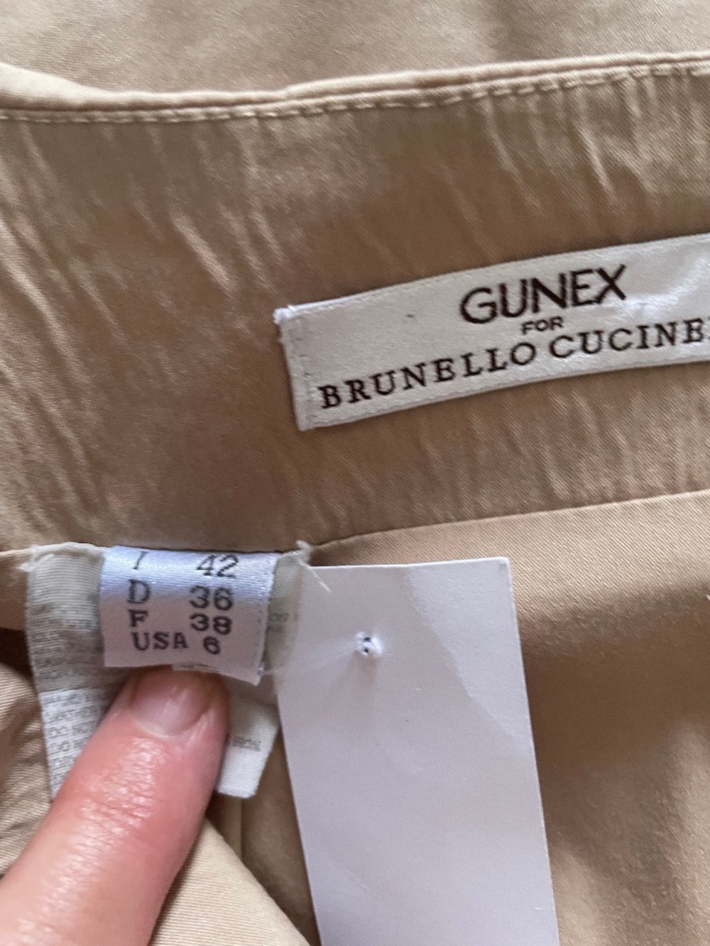 GUNEX Brunello Cucinelli skirt/neutral/mini/beige US 6/FR38/one pocket - Picture 4 of 5